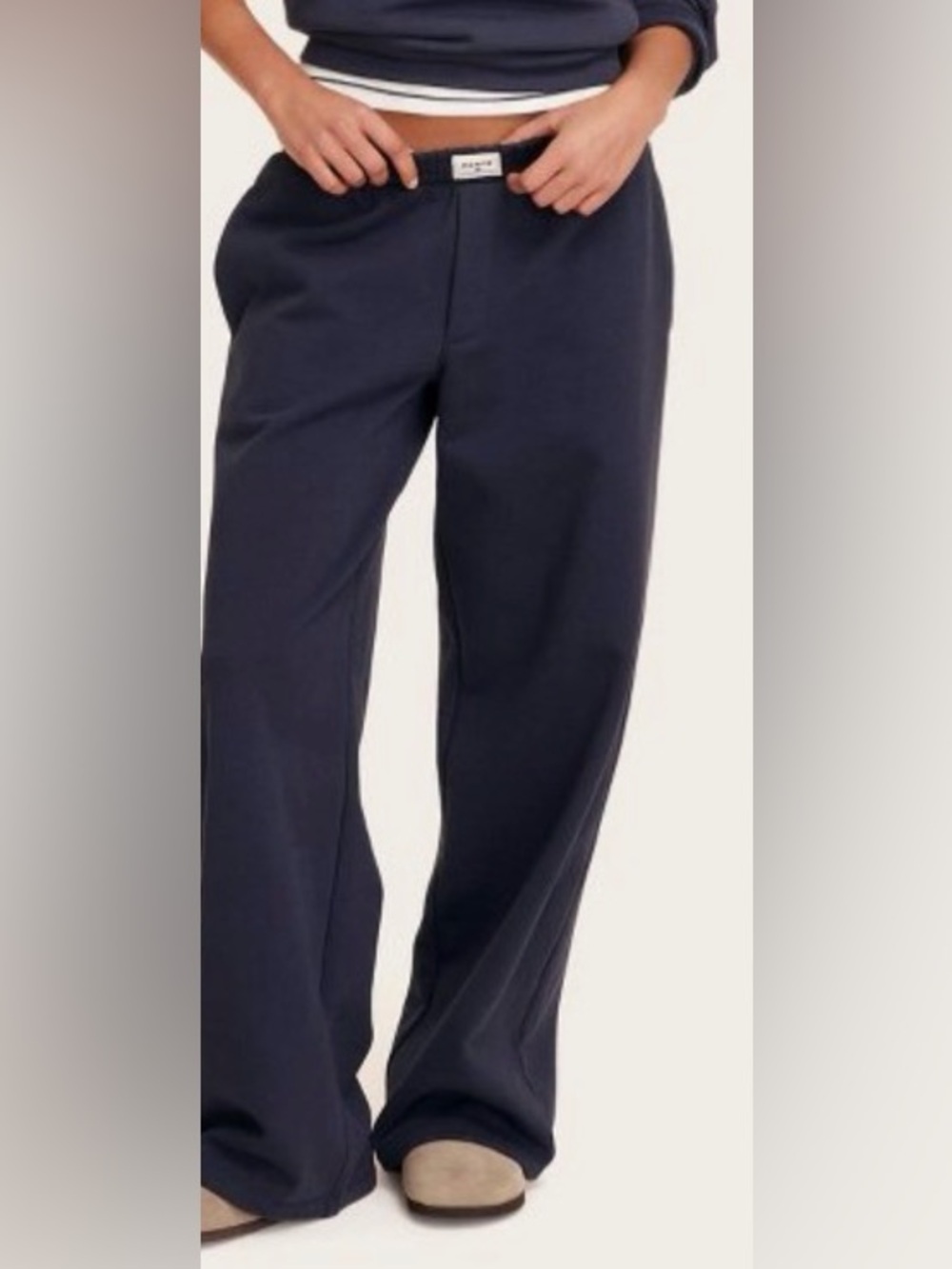 NWT!! Women's High-Rise Boxer
Sweatpants - Parke x Target
Navy Blue